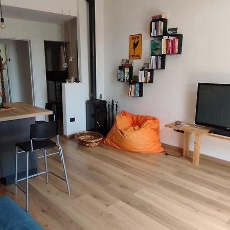 La Casina Di Lorenzo Apartment ลีวอร์โน ภายนอก รูปภาพ