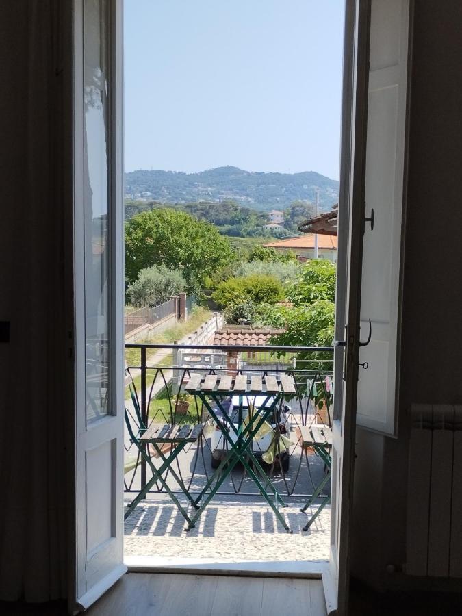 La Casina Di Lorenzo Apartment ลีวอร์โน ภายนอก รูปภาพ
